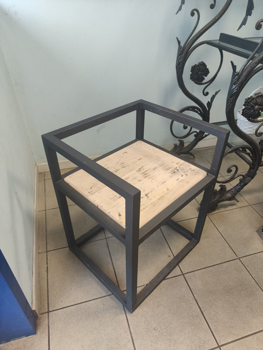 SGABELLO MODELLO ANNA